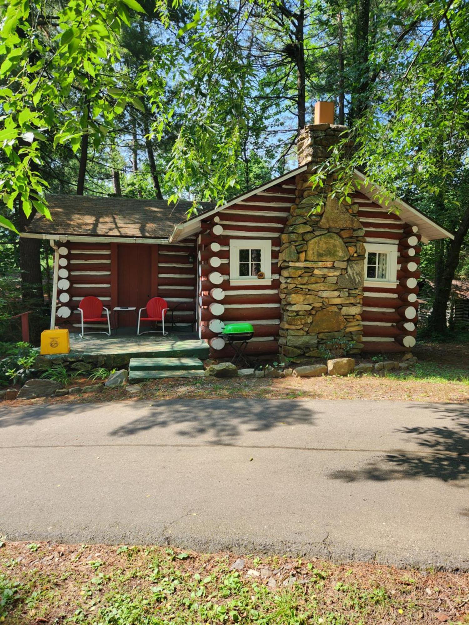 The Pines Cottages Woodfin Zewnętrze zdjęcie